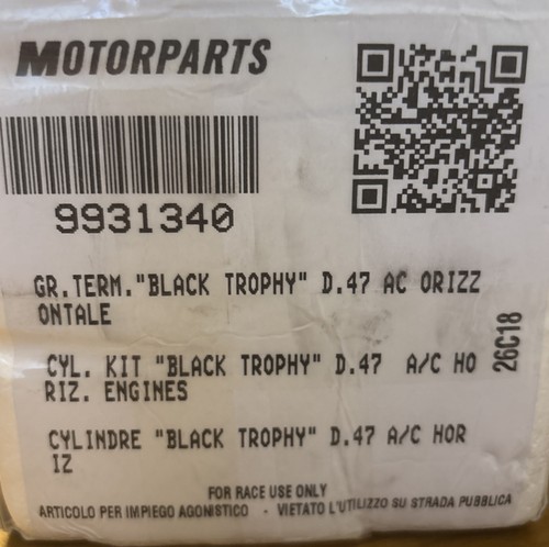 Top performances black trophy - top,